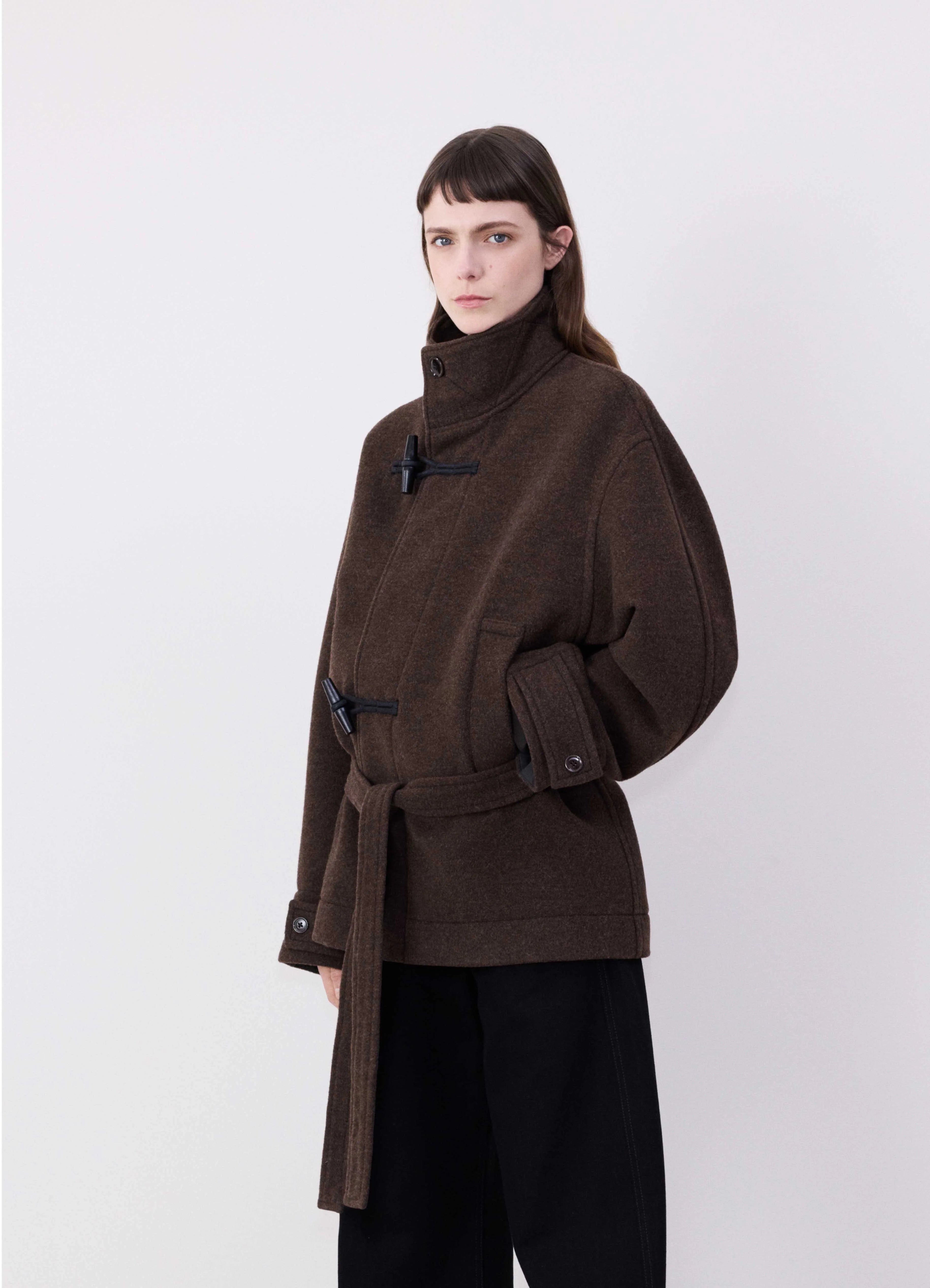 BROWN CHINE Short bathrobe duffle coat with contrast stitch