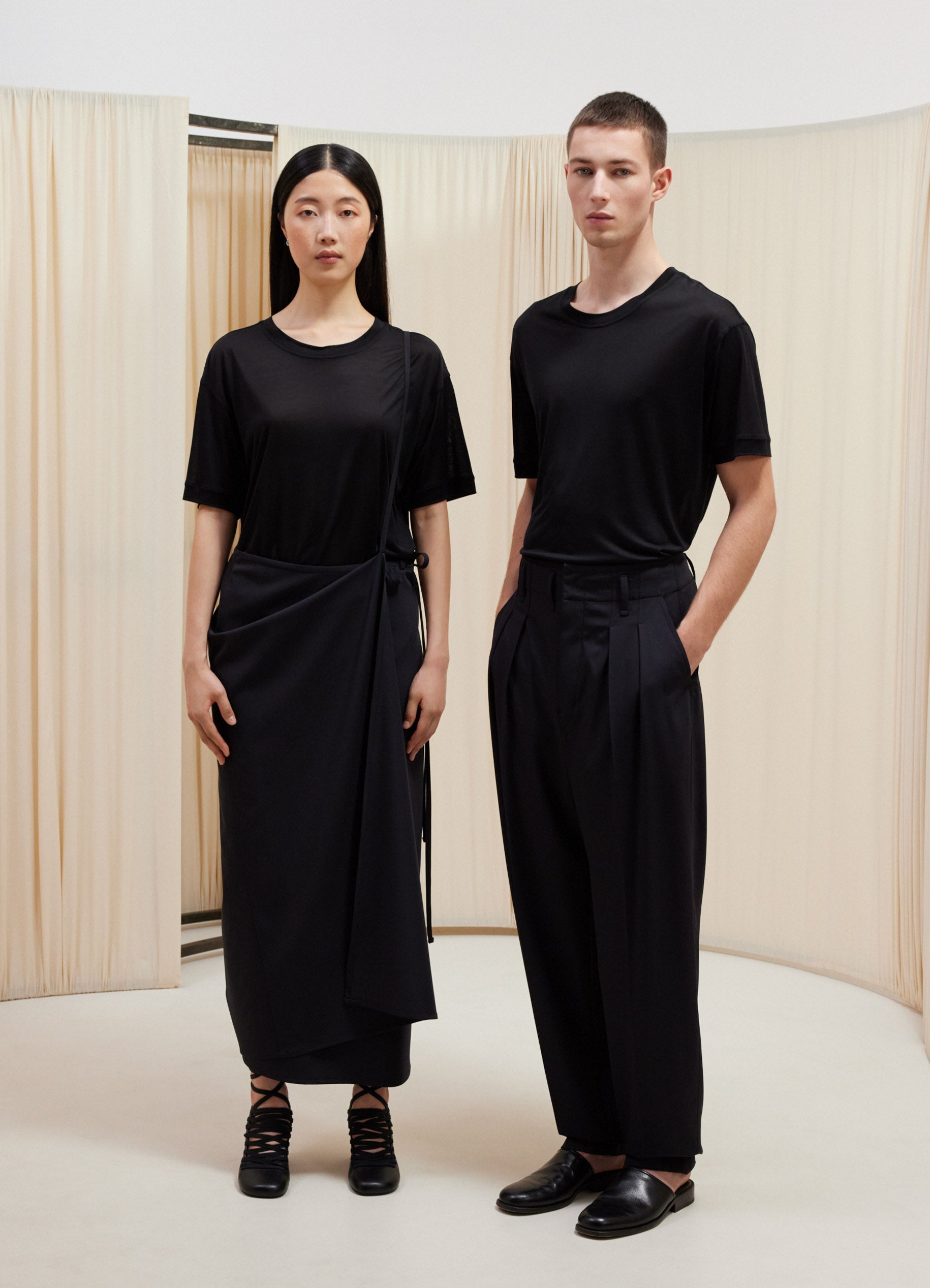 Soft T-shirt in Black | LEMAIRE