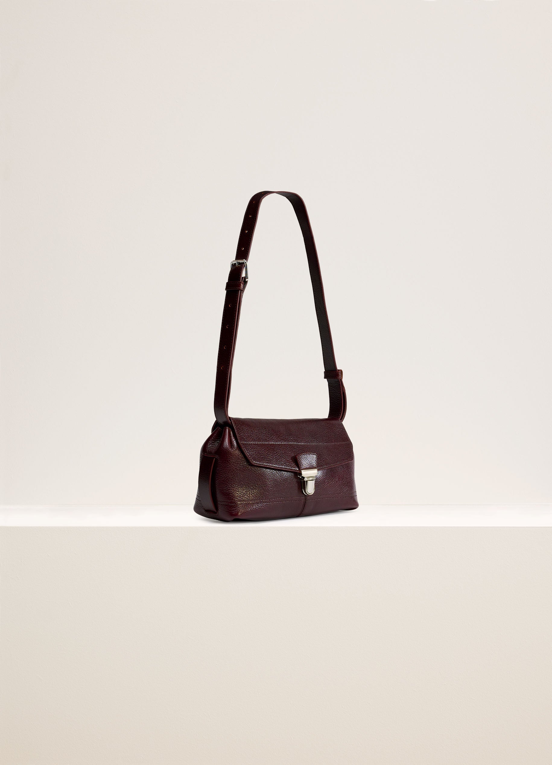 Gear Small Bag in Dark Eggplant | LEMAIRE