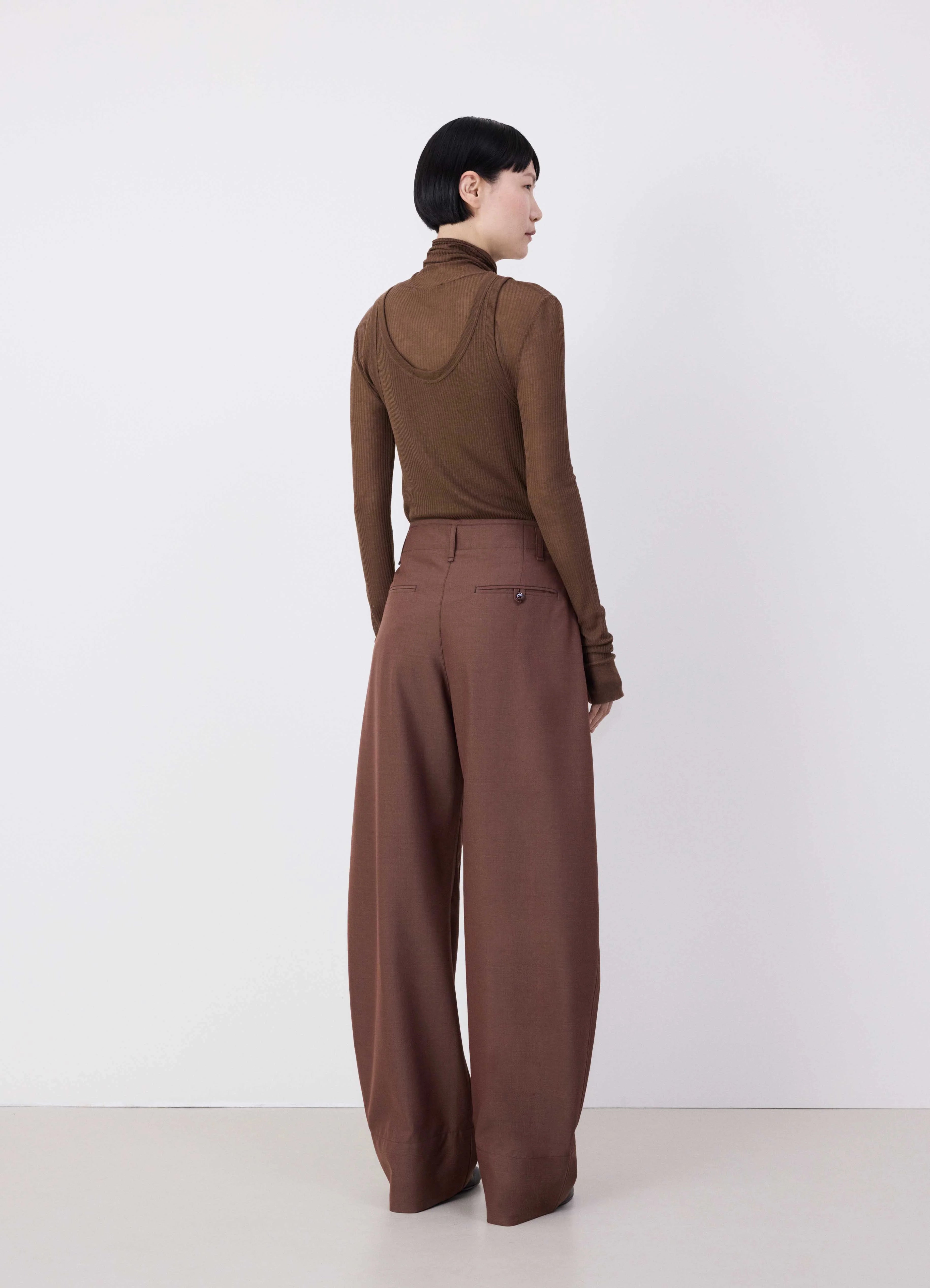 ROSY BROWN Curved volume tailored pants