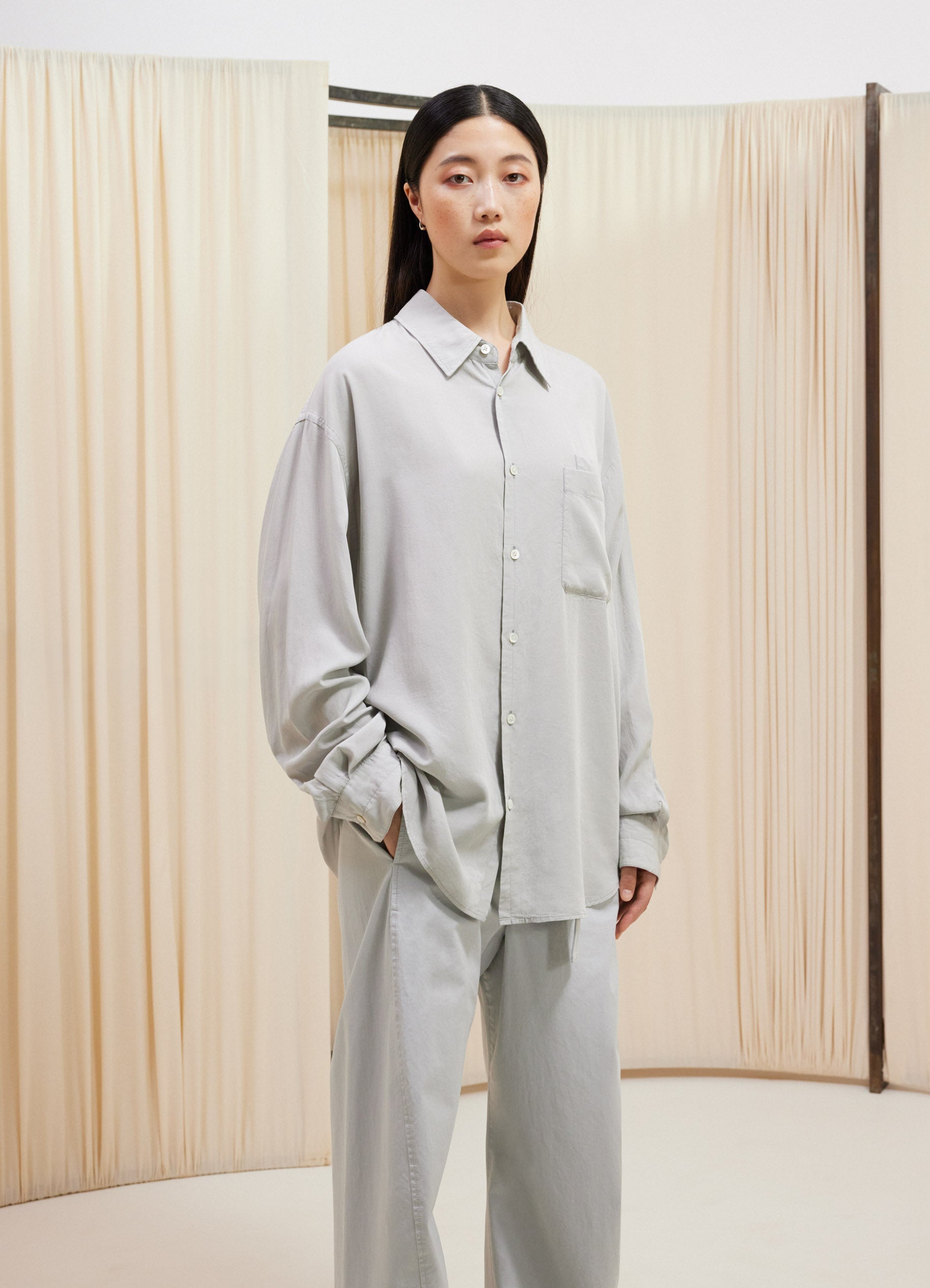 Double Pocket Long-Sleeve Shirt in Cloud Grey | LEMAIRE